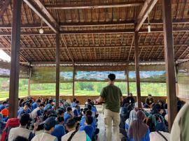 DUKUNGAN MAHASISWA KKN UNY DALAM PROGRAM LIVE IN DI PLUMBUNGAN 